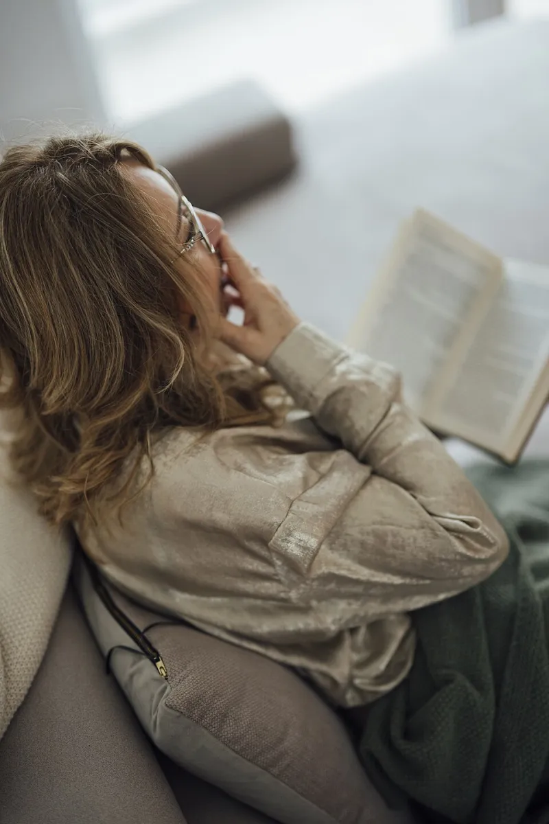 Still Feeling Awful After Putting Your Phone Down? Here's What's Actually Happening to Your Brain
